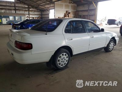 Trzecie zdjęcie samochodu z tyłu: 1996 TOYOTA CAMRY LE VIN:JT2BG12K1T0414474 - miniatura