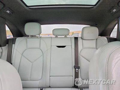 Zdjęcie 10 z 14 samochodu: 2017 PORSCHE MACAN GTS VIN:WP1AG2A58HLB54891 - miniatura