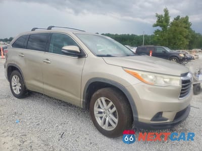 Czwarte zdjęcie samochodu z boku: 2014 TOYOTA HIGHLANDER LE VIN:5TDZARFH8ES006428 - miniatura