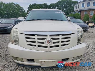Piąte zdjęcie samochodu w środku: 2007 CADILLAC ESCALADE LUXURY VIN:1GYFK63827R183796 - miniatura