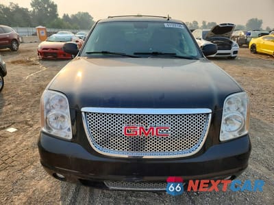 Piąte zdjęcie samochodu w środku: 2013 GMC YUKON DENALI VIN:1GKS2EEF4DR209289 - miniatura