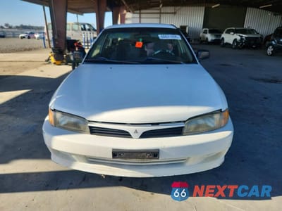 Piąte zdjęcie samochodu w środku: 2000 MITSUBISHI MIRAGE DE VIN:JA3AY26C2YU058558 - miniatura
