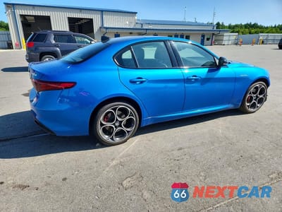 Trzecie zdjęcie samochodu z tyłu: 2022 ALFA ROMEO GIULIA SUPER VIN:ZARFANBN3N7665573 - miniatura