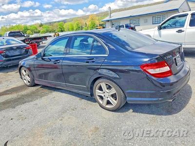 Drugie zdjęcie samochodu z przodu: 2010 MERCEDES-BENZ C300 4 MAT VIN:WDDGF8BB4AR105699 - miniatura