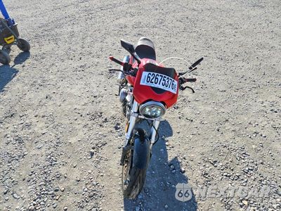 Piąte zdjęcie samochodu w środku: 2001 DUCATI M750 VIN:ZDM1RC3L81B011887 - miniatura