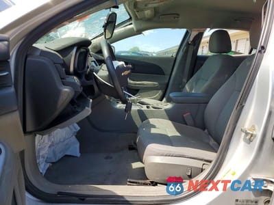 Zdjęcie 7 z 12 samochodu: 2014 CHEVROLET MALIBU LS VIN:1G11B5SL0EF185926 - miniatura