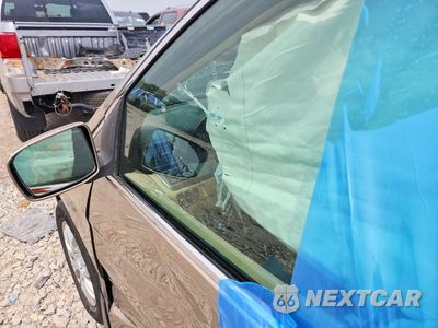 Zdjęcie 9 z 13 samochodu: 2006 HONDA ODYSSEY TOURING VIN:5FNRL38856B021141 - miniatura