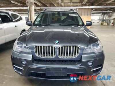 Piąte zdjęcie samochodu w środku: 2012 BMW X5 XDRIVE35D VIN:5UXZW0C57CL670885 - miniatura