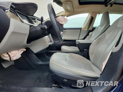 Zdjęcie 7 z 13 samochodu: 2013 TESLA MODEL S VIN:5YJSA1DP9DFP05938 - miniatura
