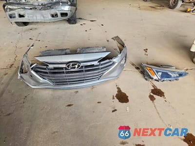 Zdjęcie 12 z 13 samochodu: 2020 HYUNDAI ELANTRA SEL VIN:5NPD84LF0LH592878 - miniatura