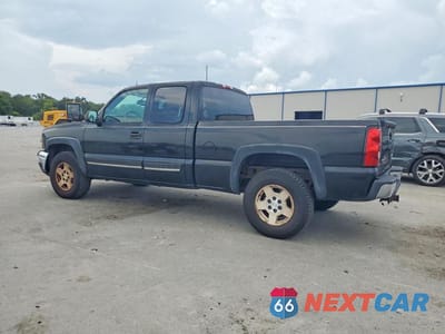 Drugie zdjęcie samochodu z przodu: 2004 CHEVROLET SILVERADO K1500 VIN:2GCEK19T241236971 - miniatura