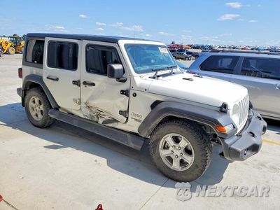 Czwarte zdjęcie samochodu z boku: 2021 JEEP WRANGLER UNLIMITED SPORT VIN:1C4HJXKN4MW591356 - miniatura