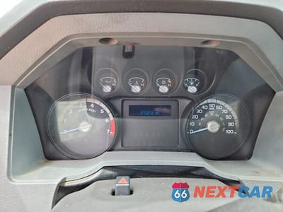 Zdjęcie 9 z 12 samochodu: 2014 FORD F250 SUPER DUTY VIN:1FTBF2A66EEA30362 - miniatura
