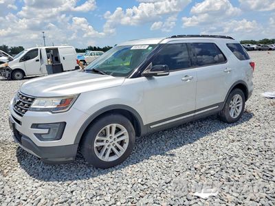 2017 FORD EXPLOR XLT 1FM5K7D85HGE10588 - główne zdjęcie licytacji z USA - miniatura