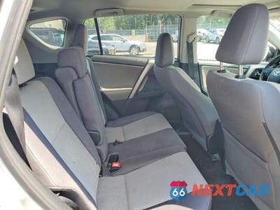 Zdjęcie 11 z 13 samochodu: 2015 TOYOTA RAV4 XLE VIN:2T3RFREV8FW251495 - miniatura