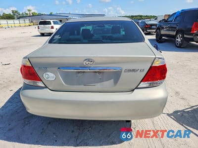 Zdjęcie 6 z 12 samochodu: 2005 TOYOTA CAMRY LE VIN:4T1BE32K55U429608 - miniatura