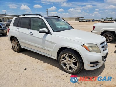 Czwarte zdjęcie samochodu z boku: 2014 MERCEDES-BENZ GLK 250 BLUETEC VIN:WDCGG0EB6EG224824 - miniatura