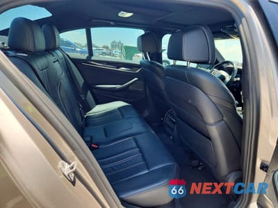 Zdjęcie 10 z 12 samochodu: 2018 BMW 540 I VIN:WBAJE5C58JWA93066 - miniatura