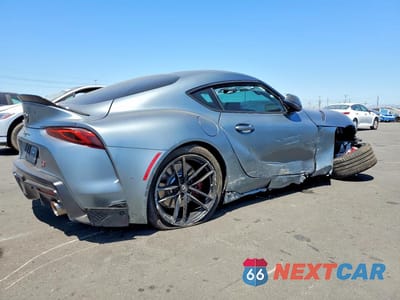 Trzecie zdjęcie samochodu z tyłu: 2022 TOYOTA GR SUPRA A91-CF EDITION VIN:WZ1DB0C0XNW047730 - miniatura