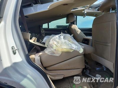 Zdjęcie 11 z 13 samochodu: 2019 CHEVROLET TAHOE VIN:1GNSKBKC8KR405096 - miniatura