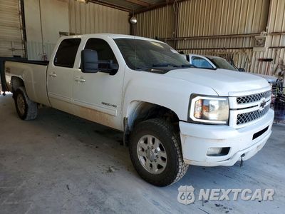 Czwarte zdjęcie samochodu z boku: 2014 CHEVROLET SILVERADO K3500 LTZ VIN:1GC4K1C81EF121787 - miniatura