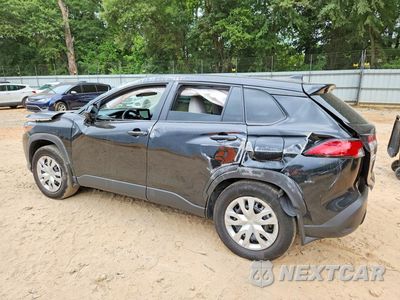 Drugie zdjęcie samochodu z przodu: 2025 TOYOTA COROLLA CROSS L VIN:7MUAAAAG2SV144559 - miniatura