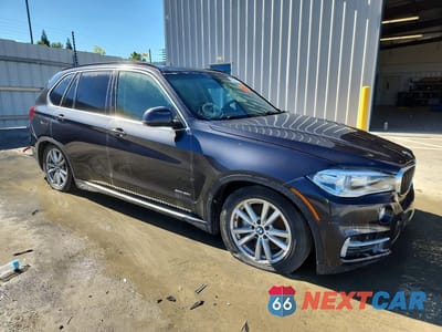 Czwarte zdjęcie samochodu z boku: 2015 BMW X5 XDRIVE35I VIN:5UXKR0C56F0K52705 - miniatura