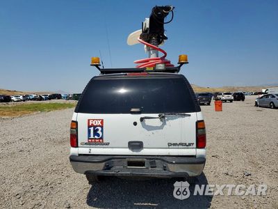 Zdjęcie 6 z 12 samochodu: 2005 CHEVROLET SUBURBAN K2500 VIN:3GNGK26U75G262333 - miniatura