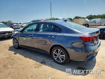 Drugie zdjęcie samochodu z przodu: 2024 KIA FORTE LX VIN:3KPF24AD2RE826222 - miniatura