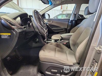 Zdjęcie 7 z 13 samochodu: 2018 HYUNDAI SANTA FE SE VIN:KM8SMDHF1JU276772 - miniatura