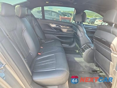 Zdjęcie 10 z 13 samochodu: 2020 BMW 750 XI VIN:WBA7U2C08LGJ59870 - miniatura