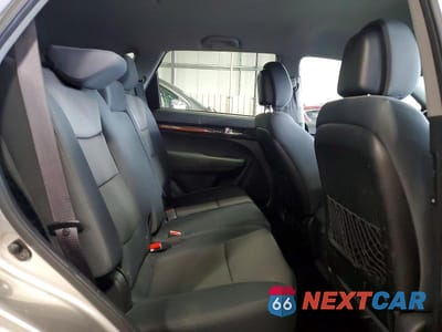 Zdjęcie 11 z 13 samochodu: 2013 KIA SORENTO LX VIN:5XYKT3A61DG353951 - miniatura