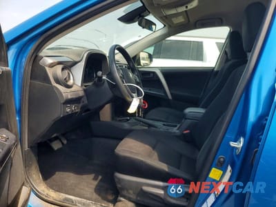 Zdjęcie 7 z 14 samochodu: 2018 TOYOTA RAV4 LE VIN:JTMBFREVXJJ746614 - miniatura