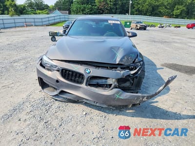 Piąte zdjęcie samochodu w środku: 2018 BMW M3 VIN:WBS8M9C51J5J80329 - miniatura