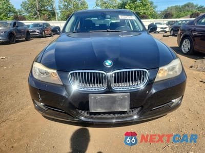 Piąte zdjęcie samochodu w środku: 2009 BMW 328 XI SULEV VIN:WBAPK53569A510645 - miniatura