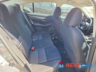 Zdjęcie 10 z 12 samochodu: 2023 NISSAN SENTRA SV VIN:3N1AB8CV8PY265112 - miniatura