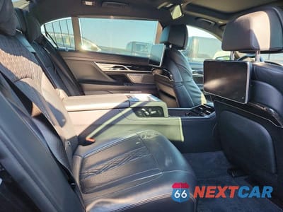 Zdjęcie 10 z 12 samochodu: 2018 BMW 750 XI VIN:WBA7F2C50JG424686 - miniatura