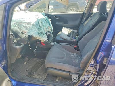 Zdjęcie 7 z 12 samochodu: 2012 HONDA FIT VIN:JHMGE8H3XCC009464 - miniatura