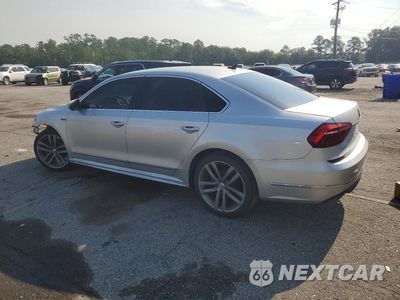 Drugie zdjęcie samochodu z przodu: 2017 VOLKSWAGEN PASSAT R-LINE VIN:1VWDT7A36HC026278 - miniatura