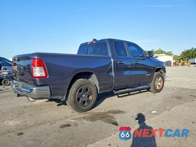 Trzecie zdjęcie samochodu z tyłu: 2019 RAM 1500 BIG HORN/LONE STAR VIN:1C6RREBT7KN763535 - miniatura
