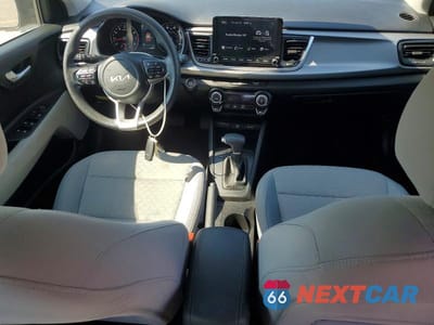 Zdjęcie 8 z 12 samochodu: 2023 KIA RIO S VIN:3KPA25AD4PE541082 - miniatura