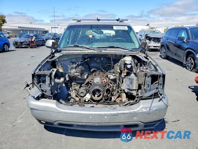 Piąte zdjęcie samochodu w środku: 2003 GMC YUKON XL C1500 VIN:3GKEC16T53G295251 - miniatura