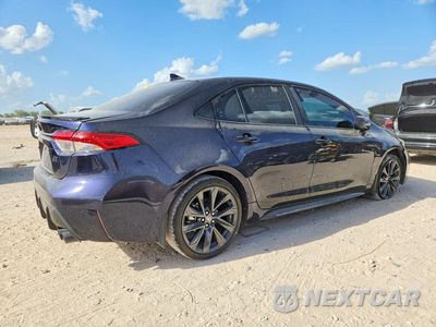Trzecie zdjęcie samochodu z tyłu: 2026 TOYOTA COROLLA SE VIN:5YFS4MCE3TP264870 - miniatura