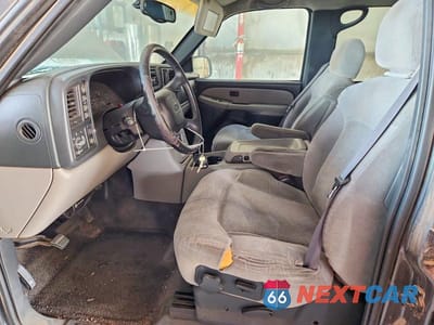 Zdjęcie 7 z 13 samochodu: 2001 CHEVROLET SUBURBAN K1500 VIN:3GNFK16T81G196608 - miniatura