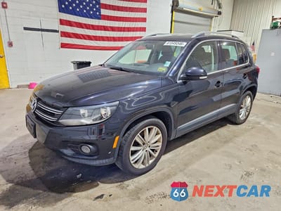 2015 VOLKSWAGEN TIGUAN S WVGBV7AX3FW517132 - główne zdjęcie licytacji z USA - miniatura