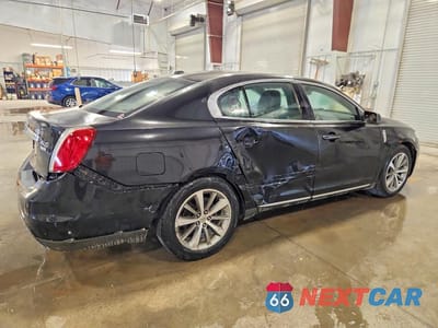 Trzecie zdjęcie samochodu z tyłu: 2010 LINCOLN MKS VIN:1LNHL9ERXAG614063 - miniatura