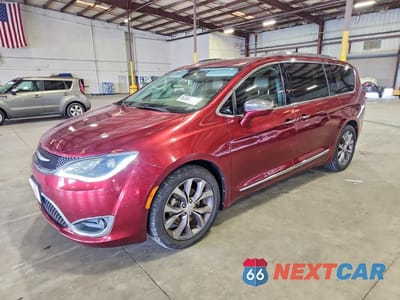 2018 CHRYSLER PACIFICA LIMITED 2C4RC1GG4JR186706 - główne zdjęcie licytacji z USA - miniatura