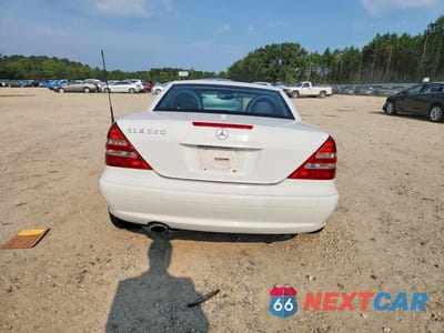 Zdjęcie 6 z 12 samochodu: 2001 MERCEDES-BENZ SLK 320 VIN:WDBKK65F11F209862 - miniatura