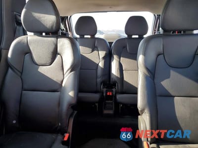 Zdjęcie 10 z 14 samochodu: 2020 VOLVO XC90 T6 MOMENTUM VIN:YV4A221K2L1530881 - miniatura