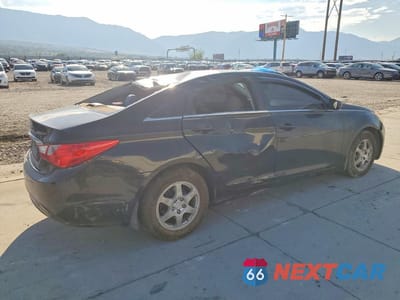 Trzecie zdjęcie samochodu z tyłu: 2011 HYUNDAI SONATA GLS VIN:5NPEB4ACXBH112360 - miniatura